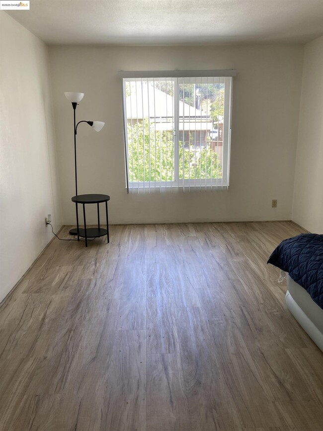 Photo - 288 Whitmore St Rental