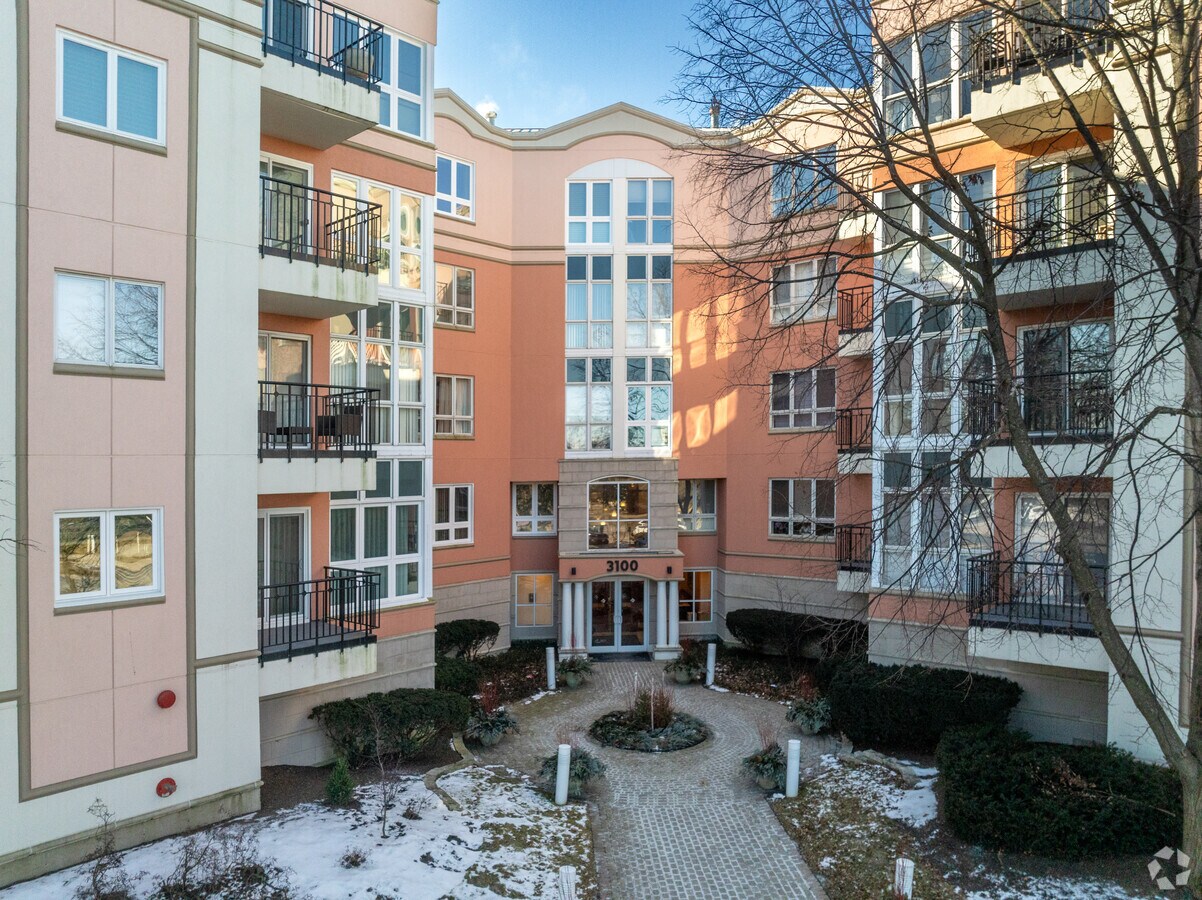 Entrance - Princeton Club