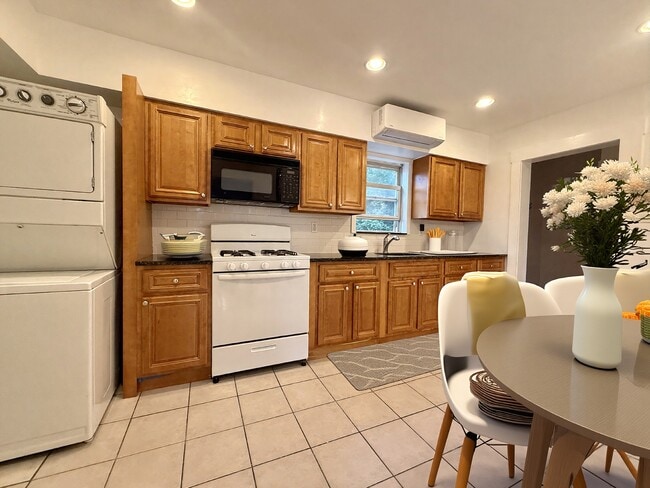 Photo - 418 2nd St Unit 2