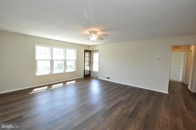 Photo - 4208 Adelaide Dr