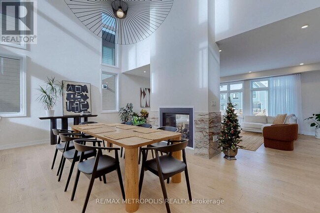 Photo - 104 Stoneleigh Dr