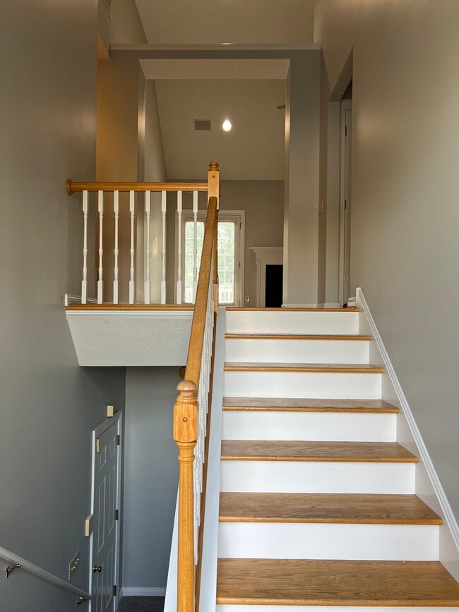 Photo - 155 Chelsea Cir
