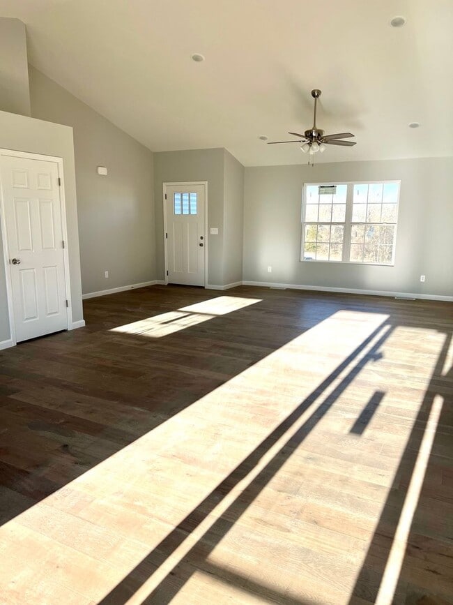 Photo - Spacious 3 bed 2 bath in Labadie, MO