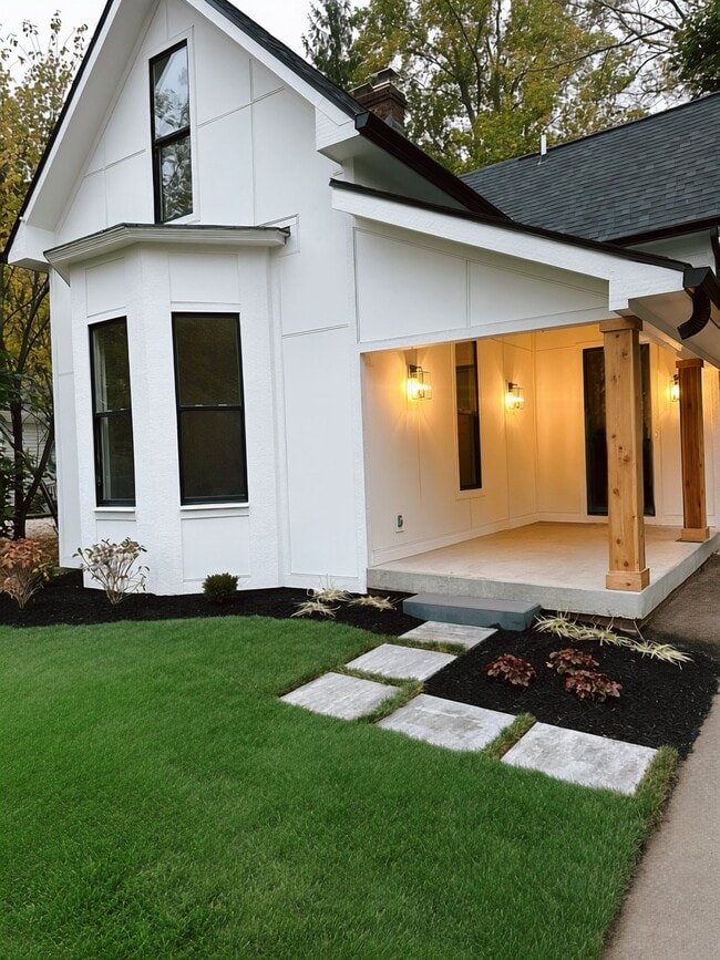 Photo - 421 S Union St