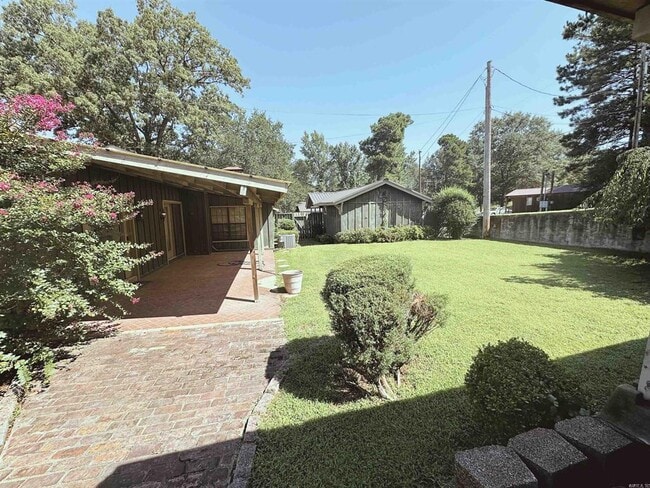 Building Photo - 22767 US-67