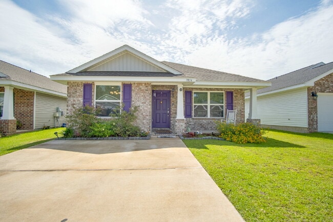 Building Photo - 3BR/2BA New Construction Home in heart of North Pensacola!