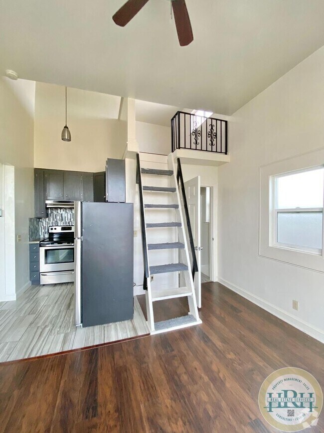 Building Photo - 818-820-820 Treat Ave Unit 820 Treat Avenue #4 Rental