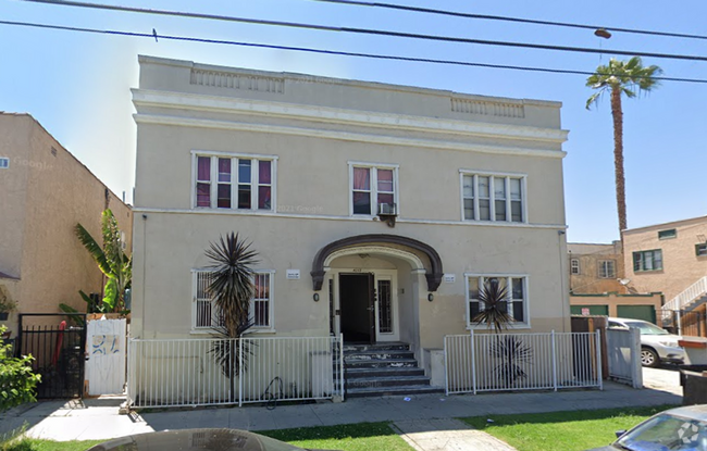 Building Photo - The Kansas Rental