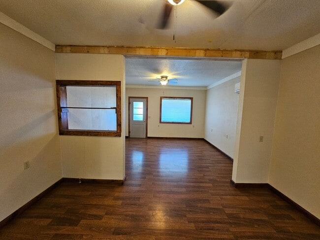 Photo - 495 F St