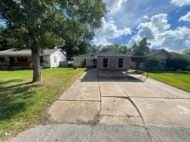Photo - 1212 Avenue M