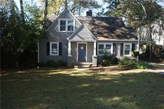 Building Photo - 2210 Lenox Rd NE