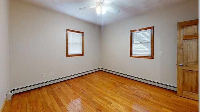 Photo - 64 Paris St Unit 1