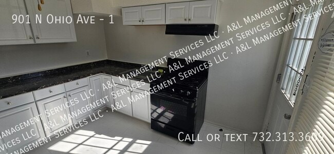 Photo - 901 N Ohio Ave Unit 1