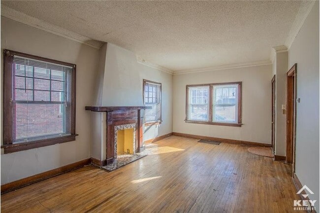 Photo - 1608 W Pine St