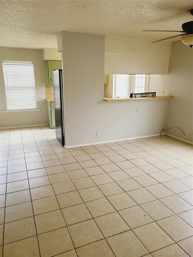 Photo - 5700 Cherry Park Unit A