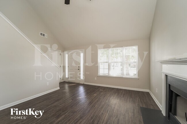 Photo - 7008 Hidden Creek Dr