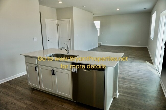 Building Photo - 1531 Rosewood Dr Rental