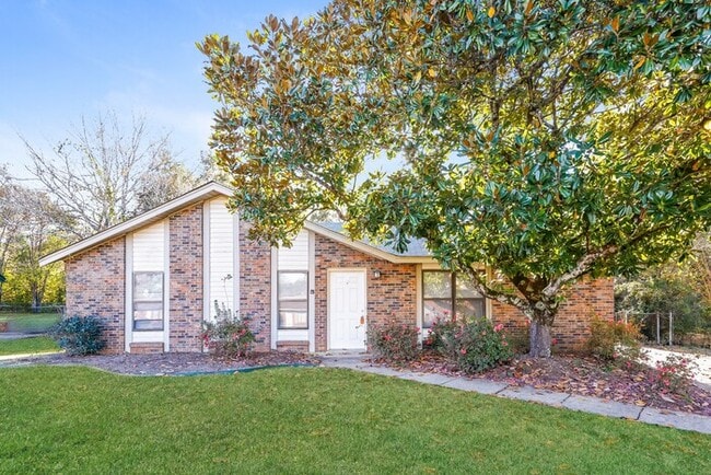 Building Photo - 6236 Nature Dr Rental