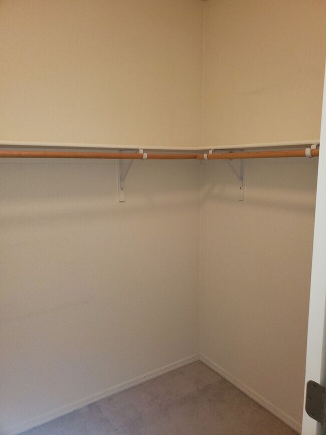 Photo - VISTA DEL NORTE 3 Bedroom 2 Bath 2 Car Garage