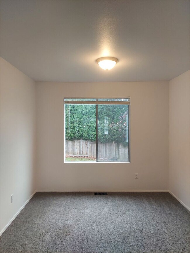 Photo - Kent East Hill rental home - 3 bedroom two...