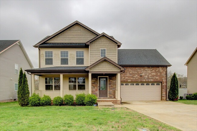 Stunning Home With Covered Front Porch, Fi... - Stunning Home With Covered Front Porch, Fi...