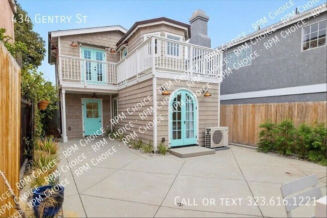 Photo - 434 Gentry St House