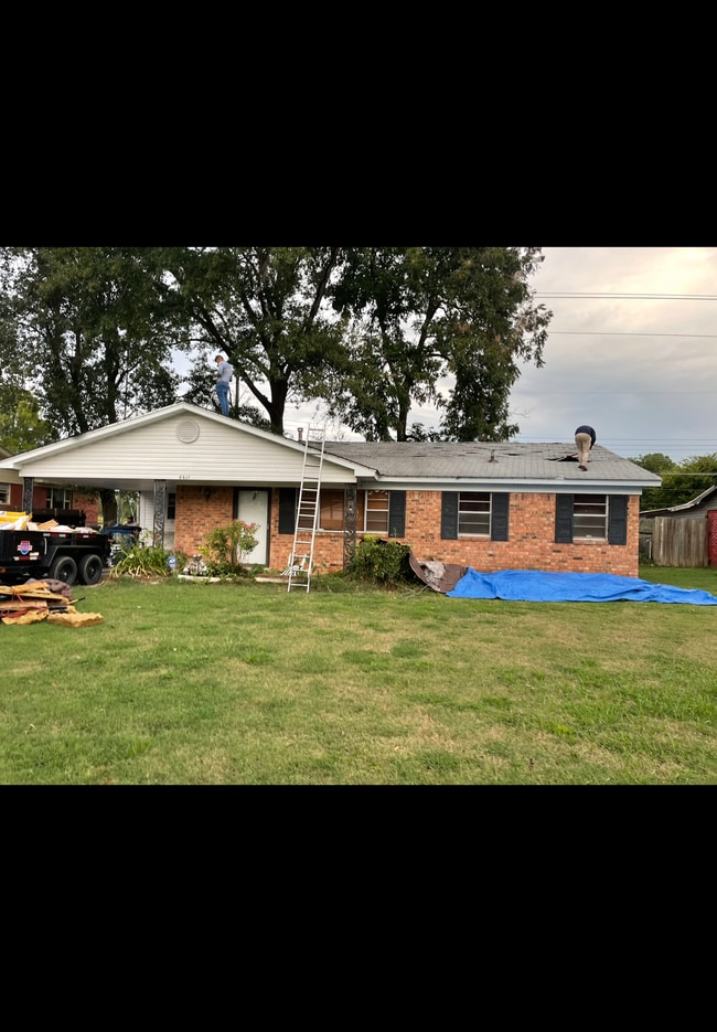 Building Photo - 6521 Farmstead Rd Rental