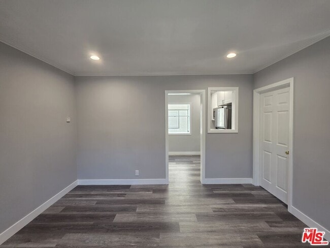 Photo - 105 Roswell Ave Unidad 6