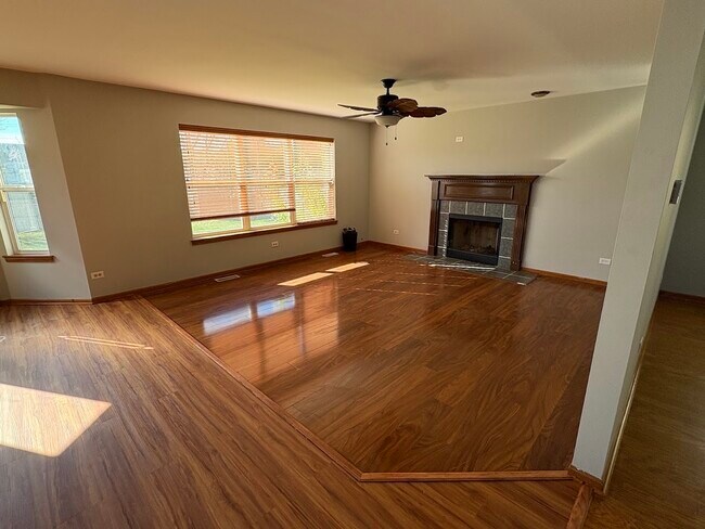 Photo - 23901 Cahills Way