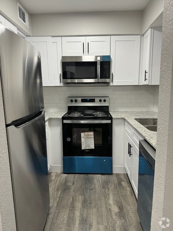 Building Photo - 13455 Kit Ln Unit 129 Rental