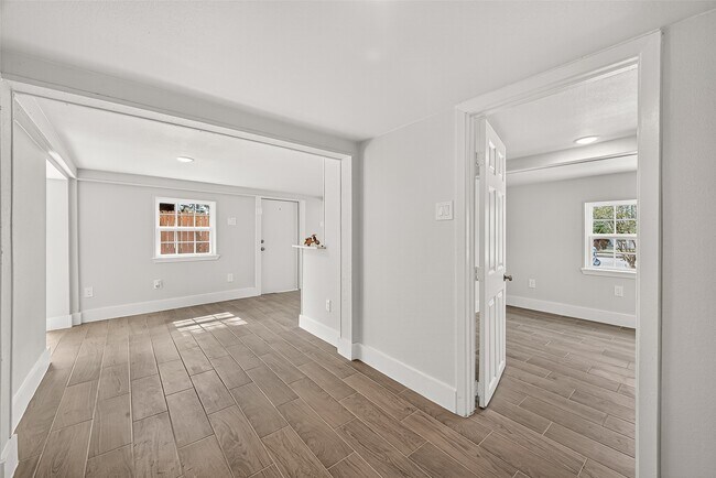 Photo - 1814 33rd St