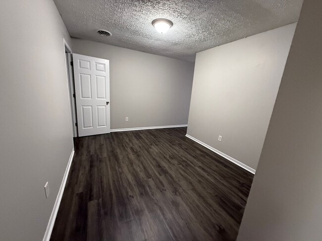 Photo - 413 Fairview Ave Unit 413 Fairview Ave. Apt. B