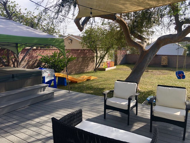 Photo - 3118 Torrance Blvd