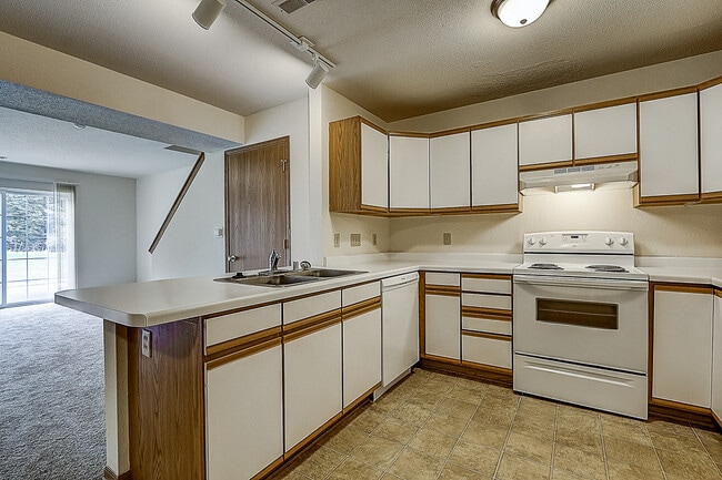 Windward Cove Apartments