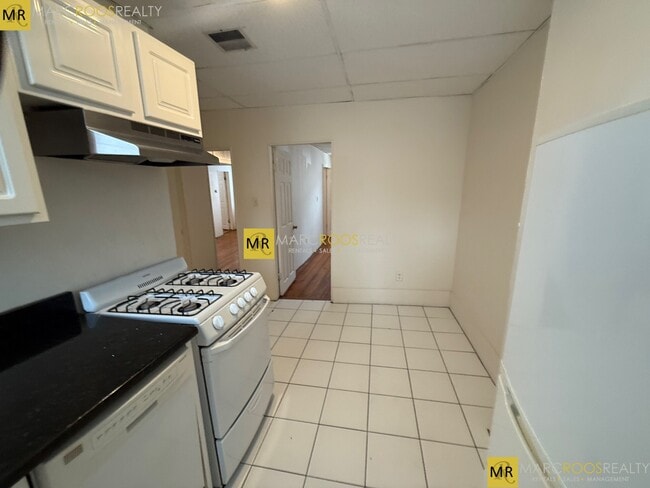 Photo - 13 Charter St
