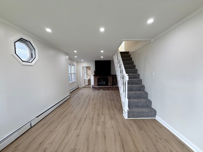 27 Lincoln Ave