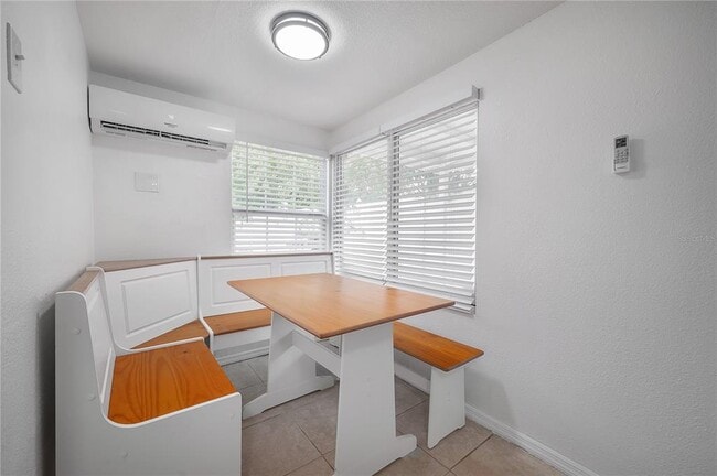 Photo - 6914 N Orleans Ave