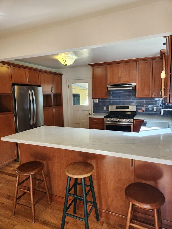 Photo - Charming 2 bd, 1 bath near downtown Santa Rosa