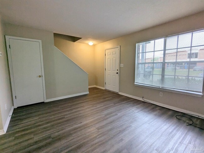 Photo - 6220 Lanier Dr