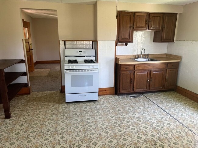 Photo - Spacious 2 bedroom house in Penn Hills!!!