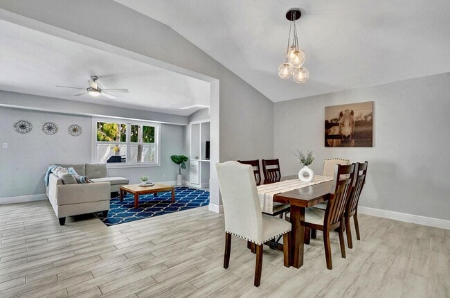 Photo - 1212 Mulberry Pl