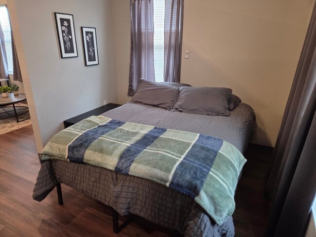 Photo - 5833 Homewood Dr Unit 116