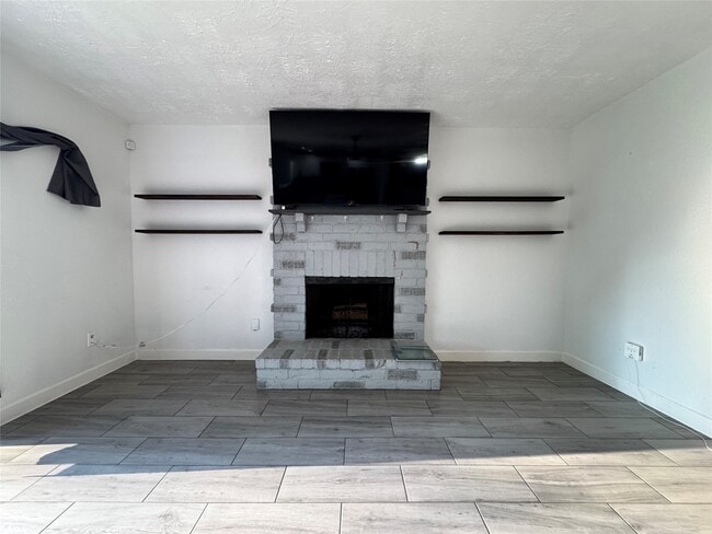 Photo - 8519 Church Light Ln