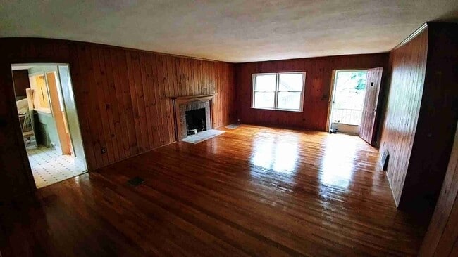 Photo - 1014 Greenville Hwy Unit B