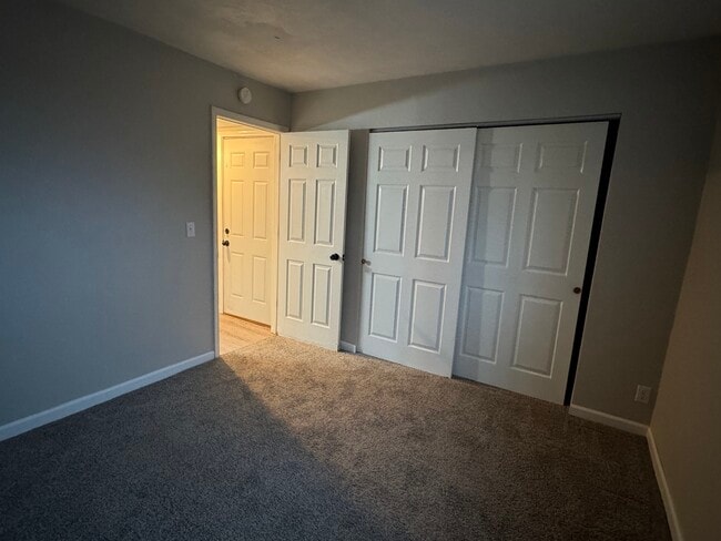 Photo - 3240 Heatherton Dr