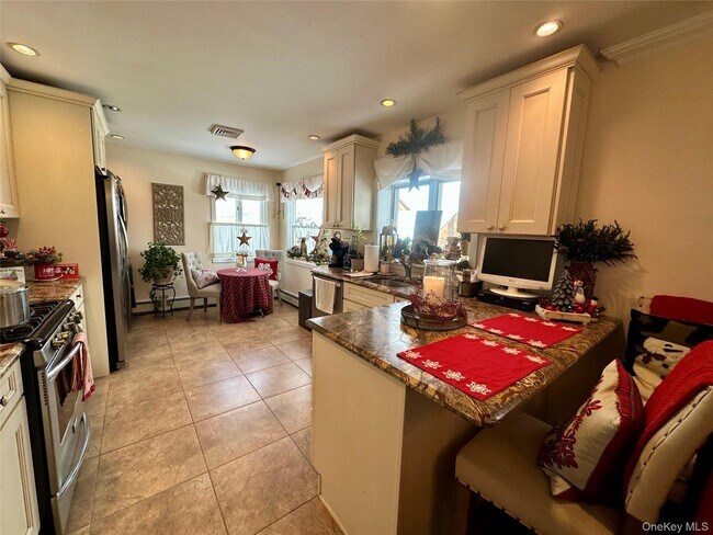 Photo - 11 Talmadge Ct