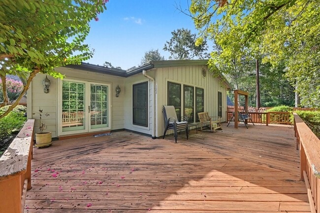 122 Warbonnet Dr