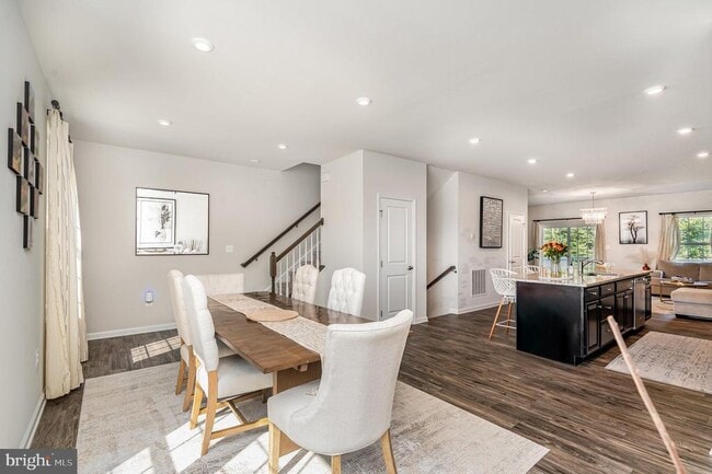 Photo - 605 Rising Sun Rd