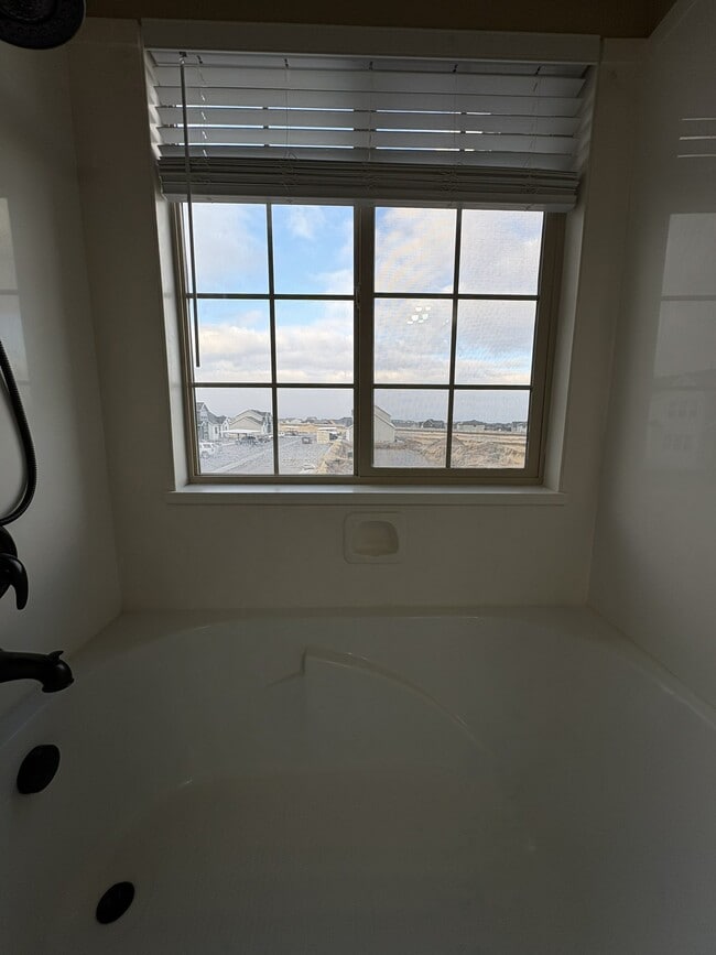 1165 N 220 W Unit 145