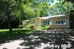 Building Photo - 26 Romana Dr Rental